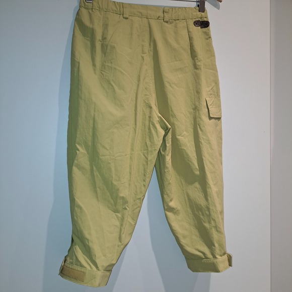 Pants - Vintage Cargo Capri Pants lime Tan Zip Pockets Relaxed Fit Women's‎ Size M